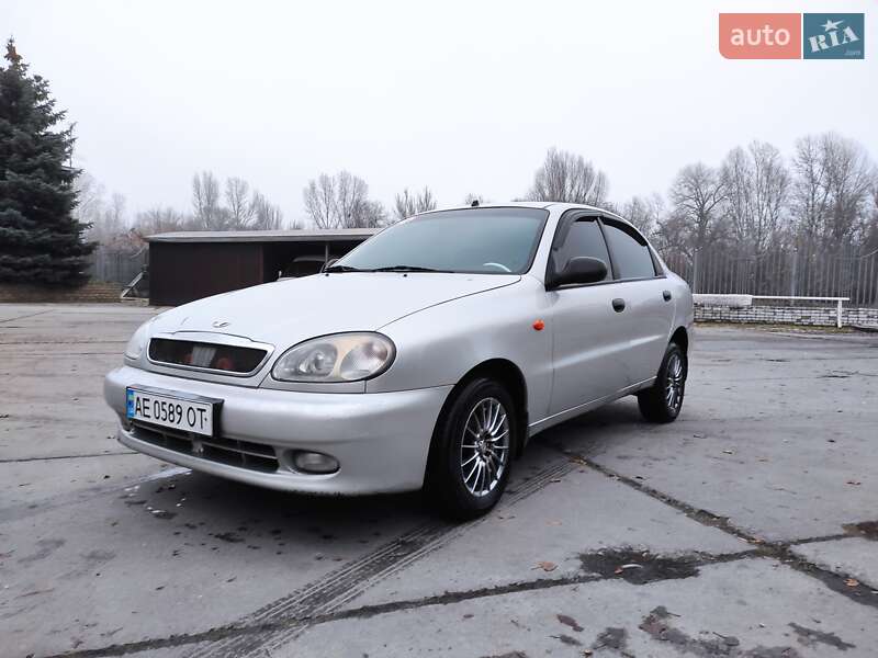 Седан Daewoo Lanos 2003 в Днепре