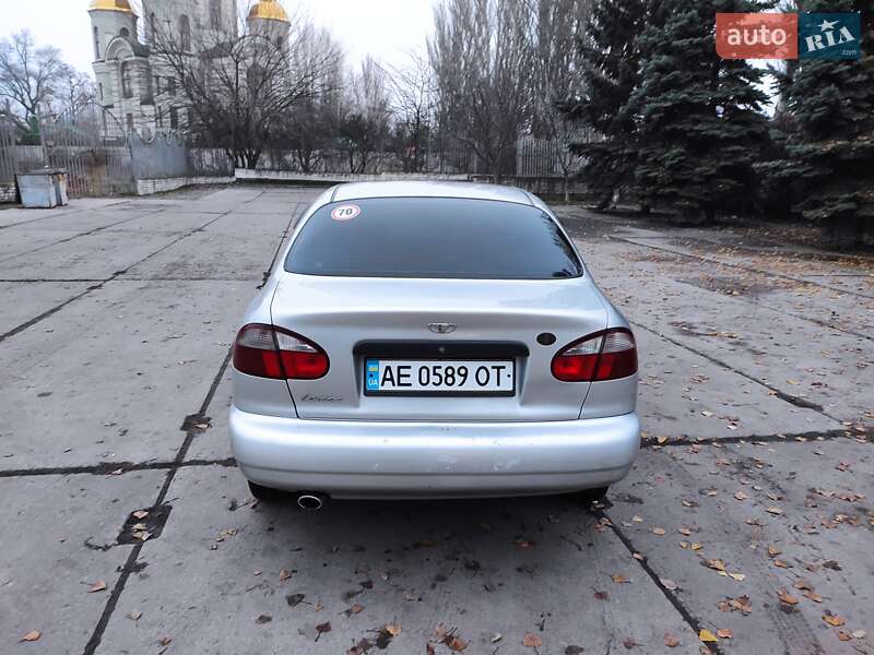 Седан Daewoo Lanos 2003 в Днепре