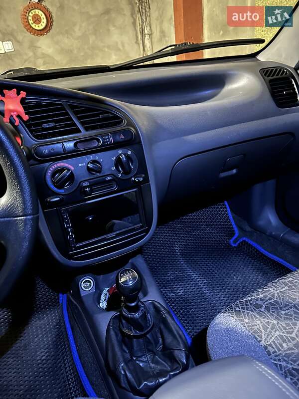 Седан Daewoo Lanos 2005 в Никополе