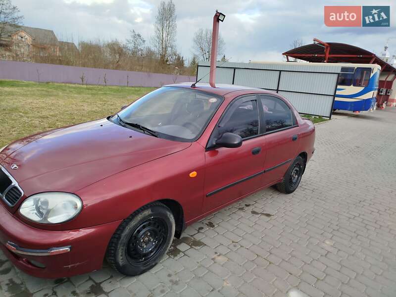 Седан Daewoo Lanos 2007 в Новом Роздоле
