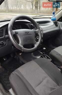 Седан Daewoo Lanos 2002 в Кропивницком
