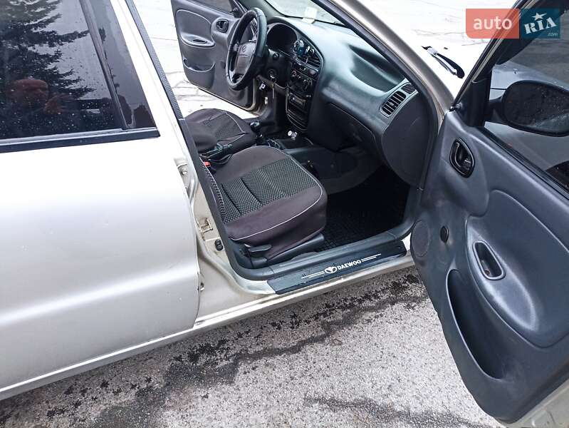 Седан Daewoo Lanos 2002 в Житомире фото 7 Седан Daewoo Lanos 2002 в Житомире
