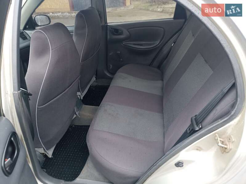Седан Daewoo Lanos 2002 в Житомире фото 9 Седан Daewoo Lanos 2002 в Житомире