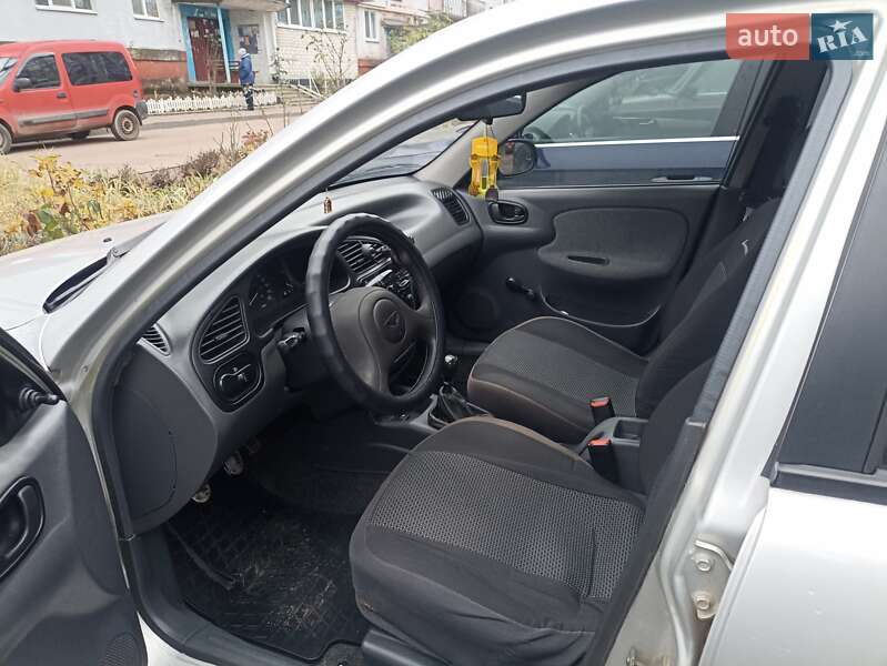 Седан Daewoo Lanos 2002 в Житомире фото 10 Седан Daewoo Lanos 2002 в Житомире