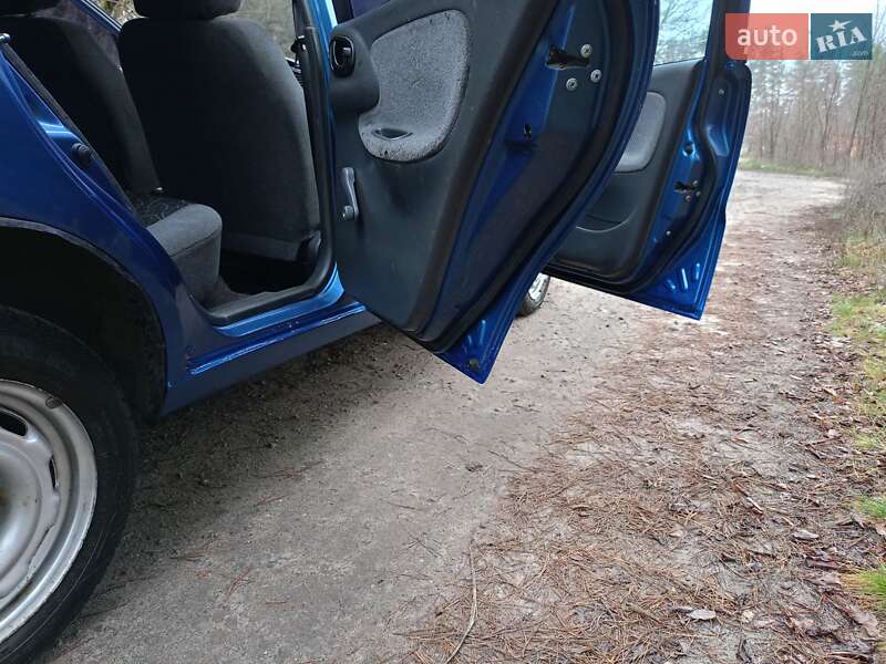 Седан Daewoo Lanos 2008 в Мерефа