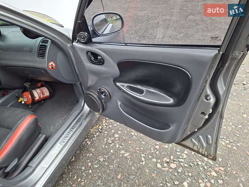 Седан Daewoo Lanos 2008 в Обухове