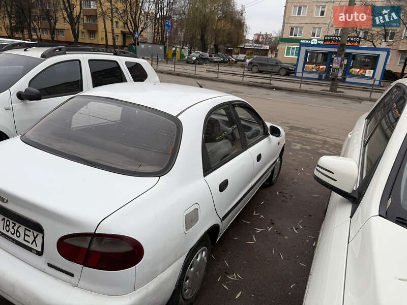 Седан Daewoo Lanos 2003 в Тернополі