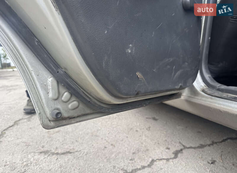 Седан Daewoo Lanos 2002 в Харькове