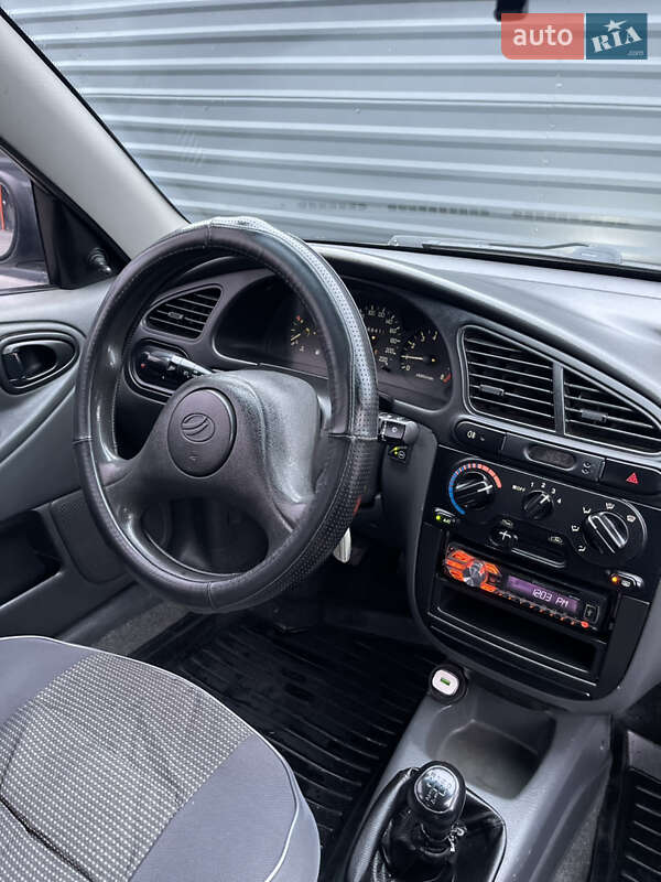 Седан Daewoo Lanos 2009 в Николаеве