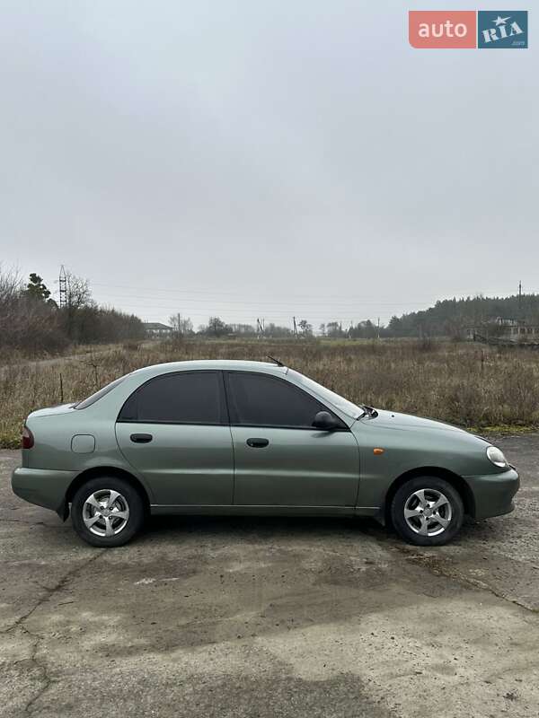Седан Daewoo Lanos 2008 в Славуте