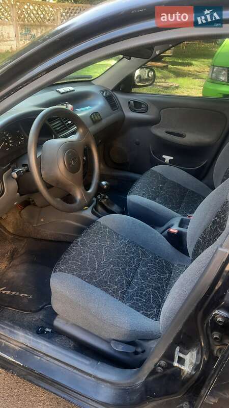 Седан Daewoo Lanos 2006 в Киеве
