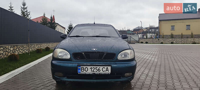 Седан Daewoo Lanos 2004 в Подволочиске