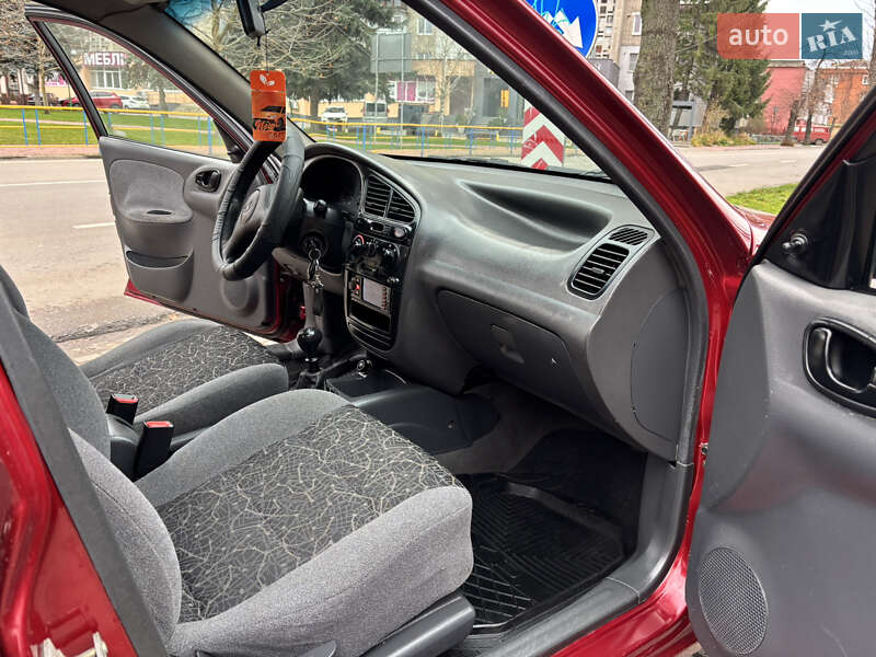 Седан Daewoo Lanos 2006 в Могилев-Подольске