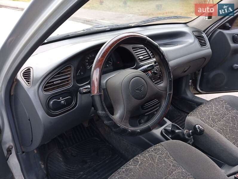 Седан Daewoo Lanos 2008 в Голобах