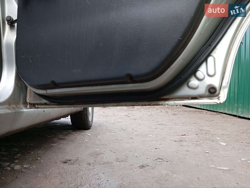 Седан Daewoo Lanos 2008 в Голобах