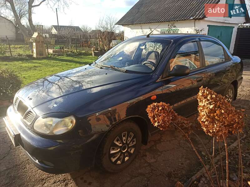 Седан Daewoo Lanos 2003 в Черкассах