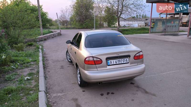 Седан Daewoo Lanos 2004 в Попельне