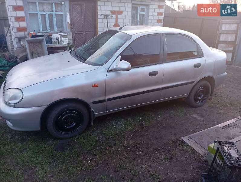 Седан Daewoo Lanos 2004 в Богодухове