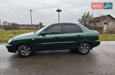 Седан Daewoo Lanos 1998 в Львове