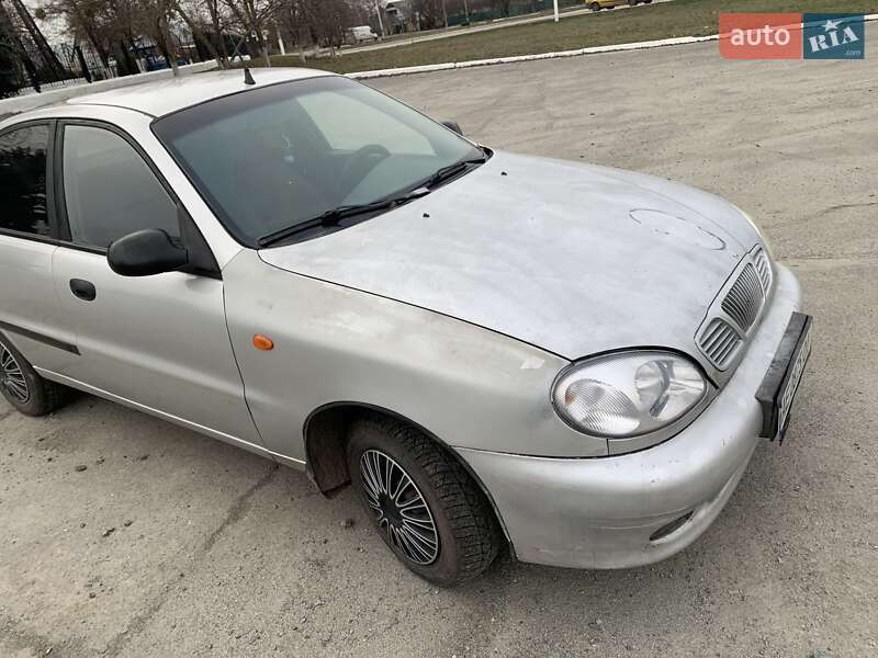 Седан Daewoo Lanos 2003 в Новомосковську