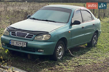 Седан Daewoo Lanos 1998 в Березанке