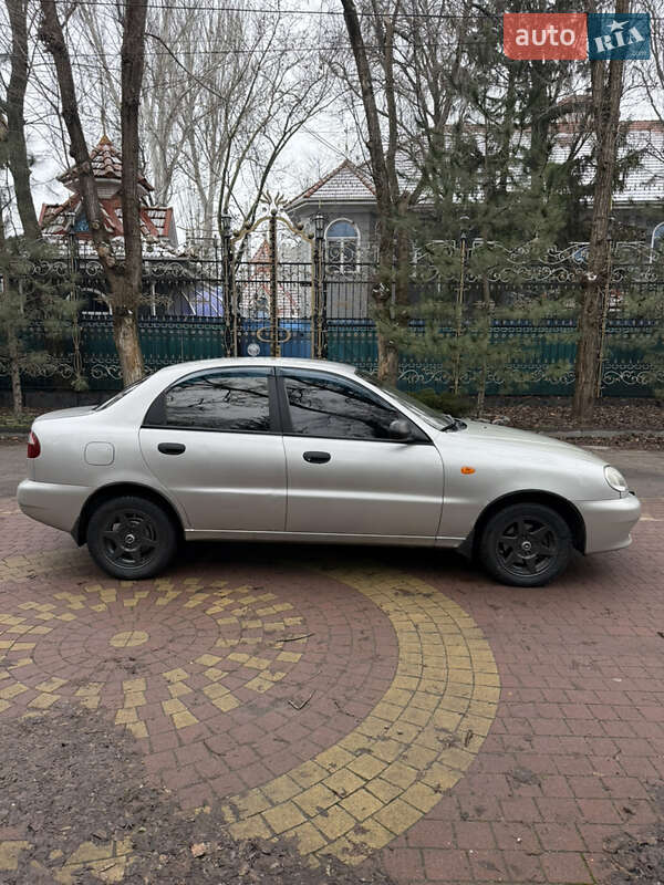 Седан Daewoo Lanos 2006 в Запоріжжі