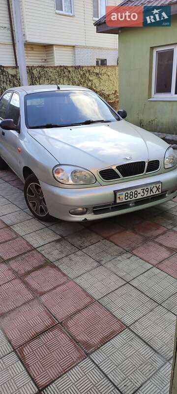 Хэтчбек Daewoo Lanos 2003 в Киеве