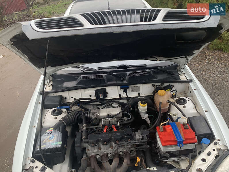 Седан Daewoo Lanos 2003 в Дніпрі фото 17 Седан Daewoo Lanos 2003 в Дніпрі