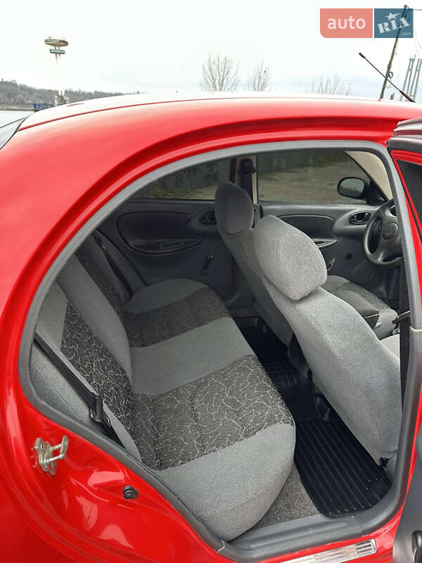 Седан Daewoo Lanos 2008 в Запорожье