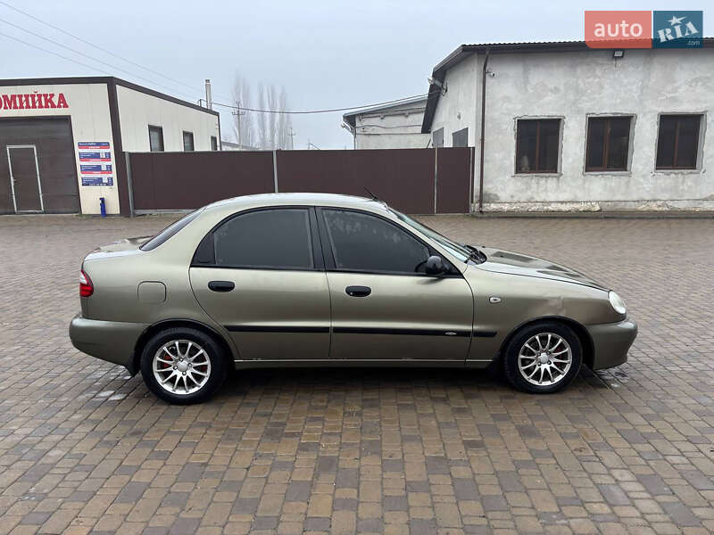 Седан Daewoo Lanos 2003 в Теребовле