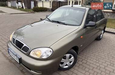 Седан Daewoo Lanos 2004 в Ізмаїлі
