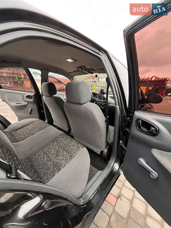 Седан Daewoo Lanos 2008 в Днепре