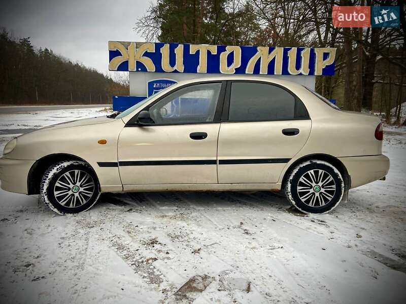 Седан Daewoo Lanos 2004 в Житомирі