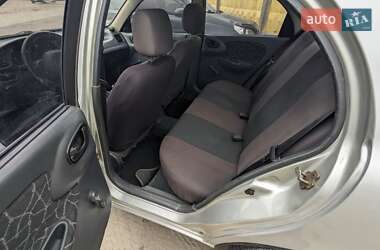Седан Daewoo Lanos 2003 в Кременчуге
