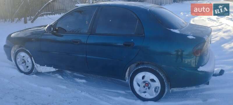 Седан Daewoo Lanos 2006 в Опішне