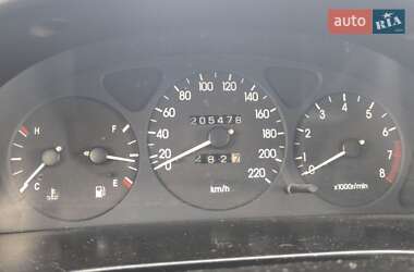 Седан Daewoo Lanos 2004 в Кременчуці