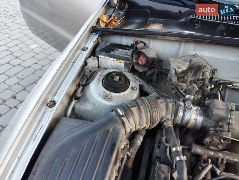 Седан Daewoo Lanos 1998 в Львове