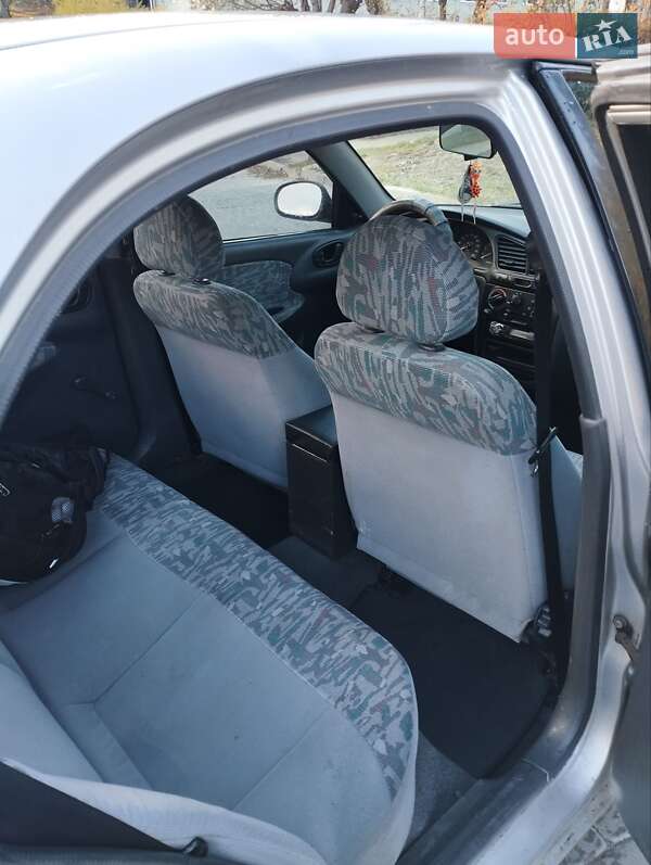 Седан Daewoo Lanos 1998 в Львове
