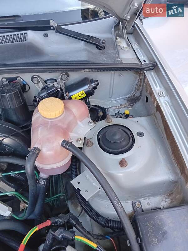 Седан Daewoo Lanos 2004 в Житомирі