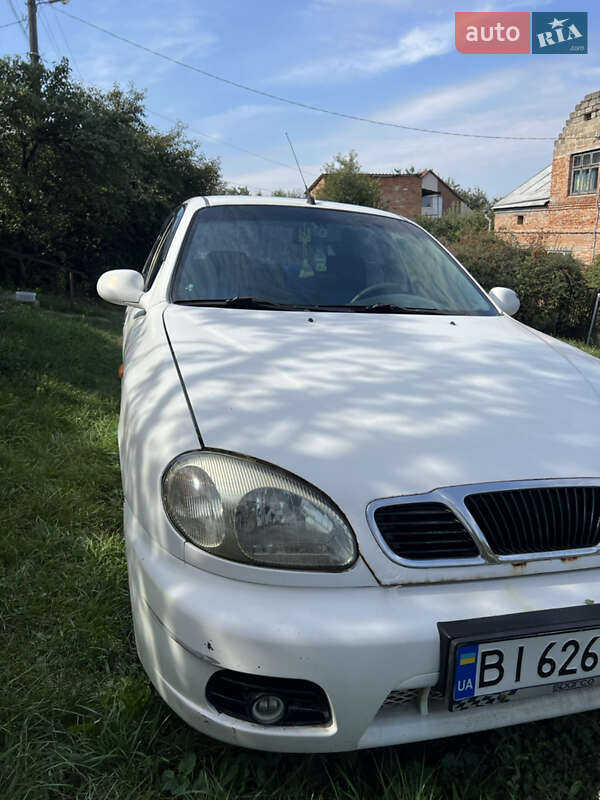 Седан Daewoo Lanos 1998 в Полтаві