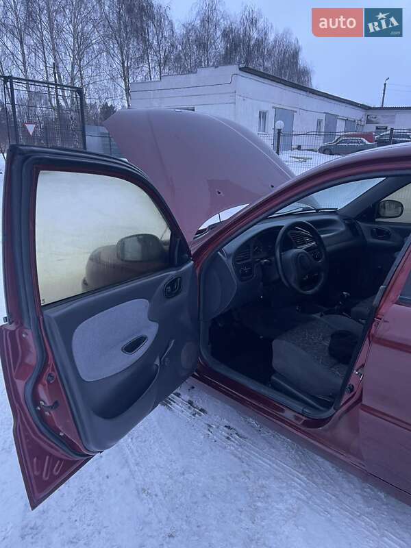 Седан Daewoo Lanos 2008 в Баре