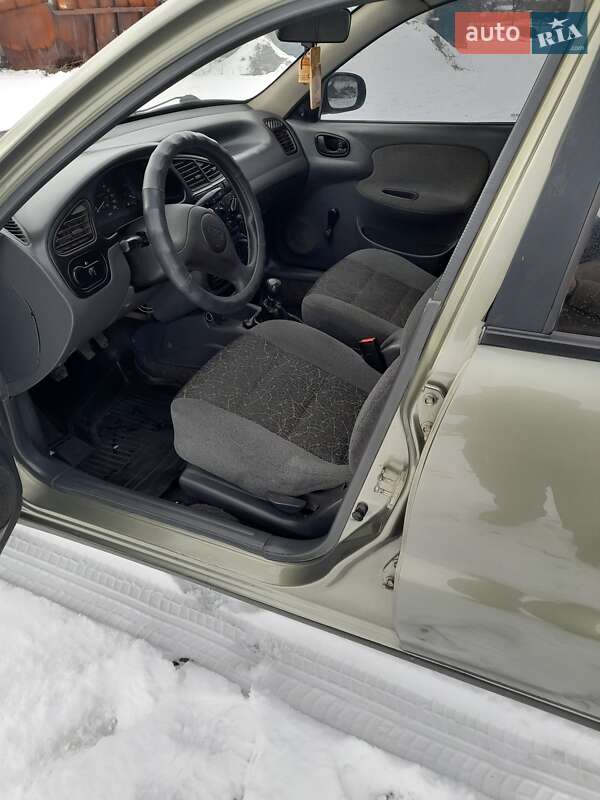 Седан Daewoo Lanos 2007 в Широком