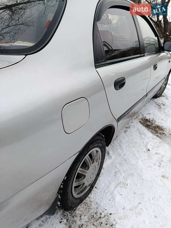 Седан Daewoo Lanos 2006 в Днепре