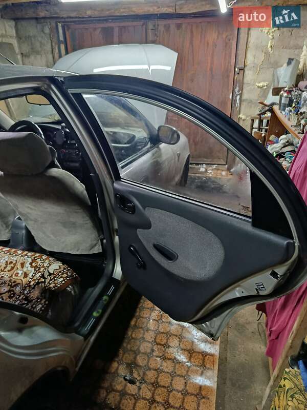 Седан Daewoo Lanos 2006 в Днепре