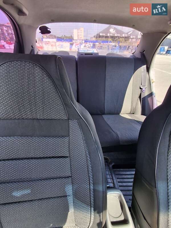 Седан Daewoo Lanos 2004 в Виннице