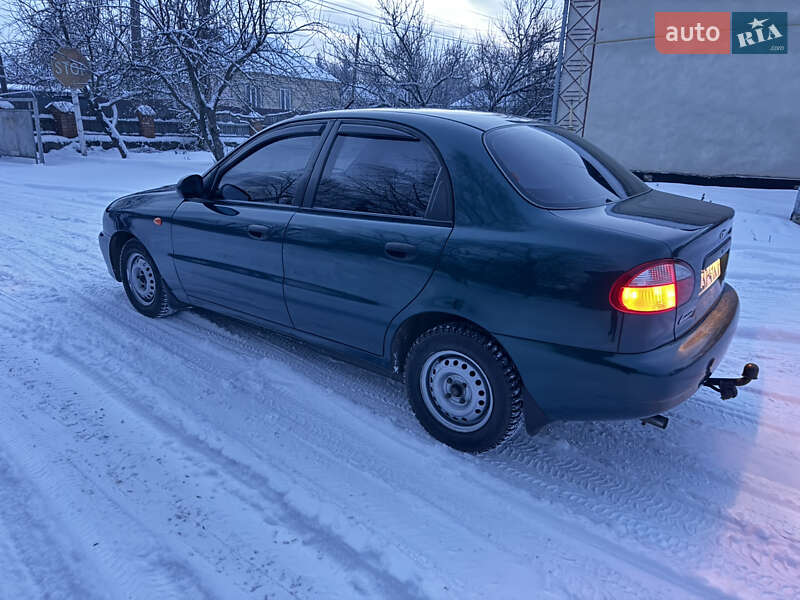 Седан Daewoo Lanos 2003 в Городище