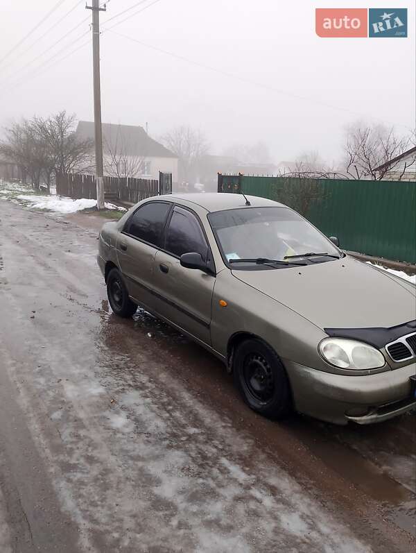 Седан Daewoo Lanos 2005 в Малой Виске