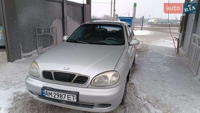 Седан Daewoo Lanos 2002 в Житомире