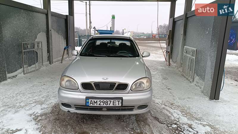Седан Daewoo Lanos 2002 в Житомире