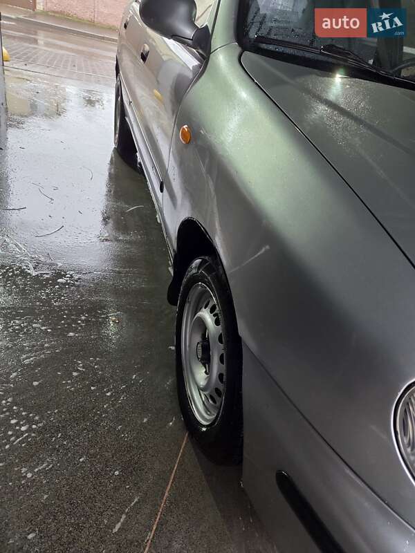 Седан Daewoo Lanos 1998 в Одессе